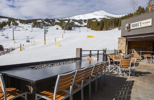 Breckenridge Condo | Spring Break @ Premier Ski in/Ski out Luxurious Residence on Peak 8, fits 12 ppl