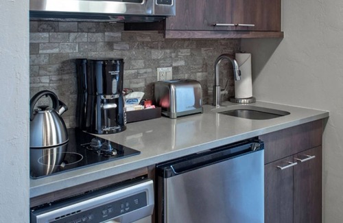Breckenridge Condo | Spring Break Suite ~ Breckenridge Grand Colorado ~ True Ski-In/Out