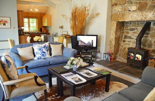 Helston House | Spring Water Barn