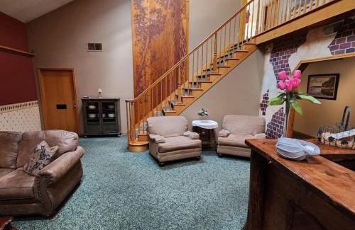 Prudenville House | Springbrook Inn East Room