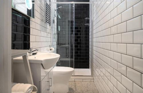 Coleshill Bed & Breakfast | Springfield House - Birmingham Airport & NEC