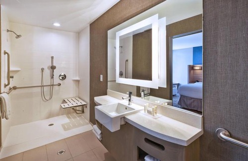 Benton Harbor Hotel | SpringHill Suites by Marriott St. Joseph Benton Harbor