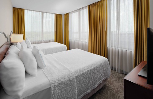 Norwood Park Hotel | SpringHill Suites Chicago O'Hare by Marriott