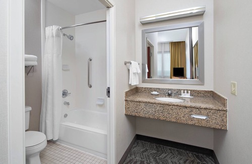 Norwood Park Hotel | SpringHill Suites Chicago O'Hare by Marriott