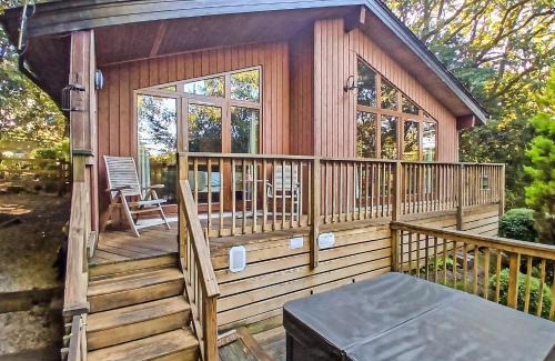 Summerbridge Resort | Springwood Lodges