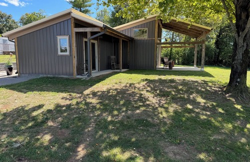 Midway House | Springwood Shed House the best view on the farm.