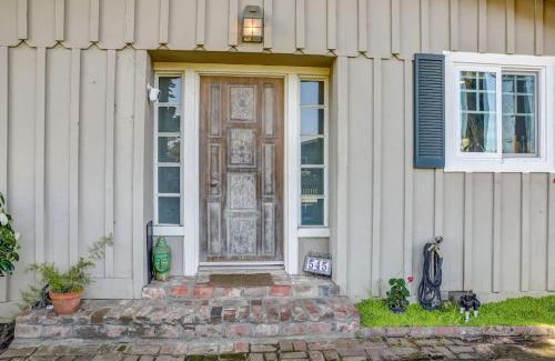 Aptos House | Spruce Beach Cottage - Walk to beach