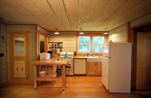 Salisbury Center Cabin | Spruce Lake Cabin