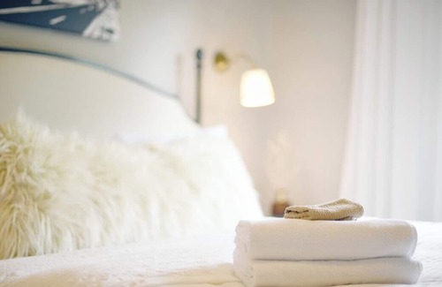 Squirrel Hill South House | Sq. Hill 🏡 Frick Park 🚵♀️ Parking 👑 King Bed