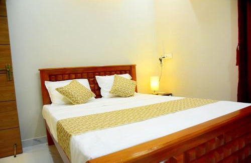 Mothilal Nagar Apartment | Sri Apt Homestay A1 Family-Friendly 2BHK with Kitchen