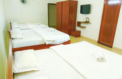 Khattalwada Hotel | Sri Darshini Comfort 2kms from Hinkal Flyover