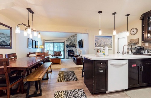 Mammoth Lakes Condo | St. Anton 54 Steps to Canyon Lodge, Remodeled, Covered Parking by RedAwning