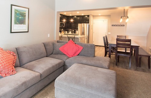 Mammoth Lakes Condo | St Anton Condos #50 (2-Bedroom) with Pool by RedAwning