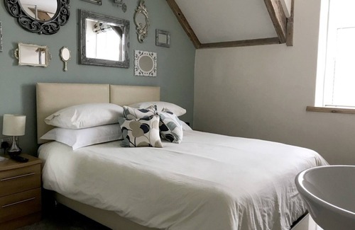 Newquay City Centre House | St Bernards Guesthouse
