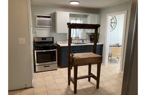 Rockport Cottage | St.Charles Bay Waterfront Cottage@boat ramp