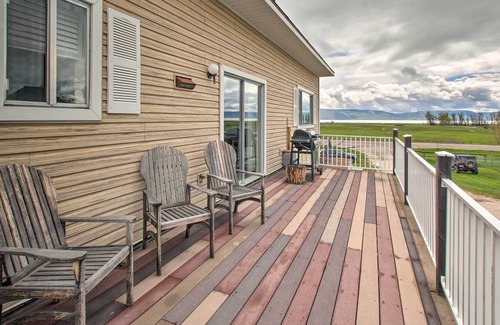 St. Charles Condo | St Charles Condo - 6 Miles to North Beach Park!