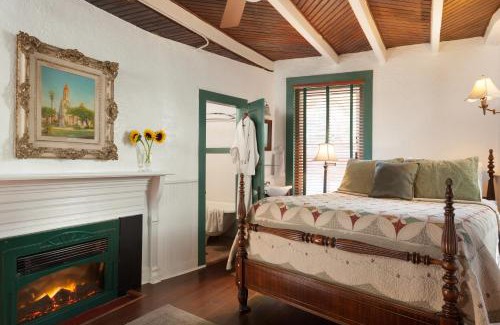 Downtown Historic District Bed & Breakfast | St. Francis Inn - Saint Augustine