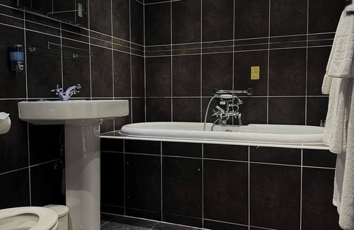 Chatham Hotel | St George Hotel Rochester - Chatham