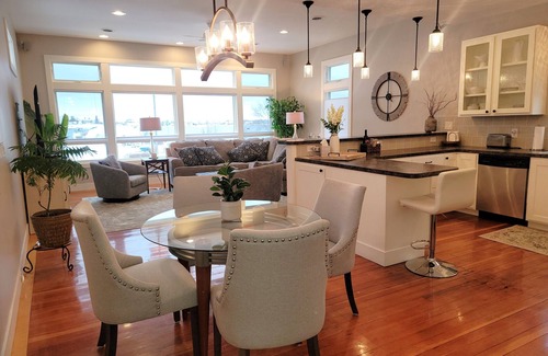 St Ignace Condo | St Ignace Loft - Downtown St Ignace