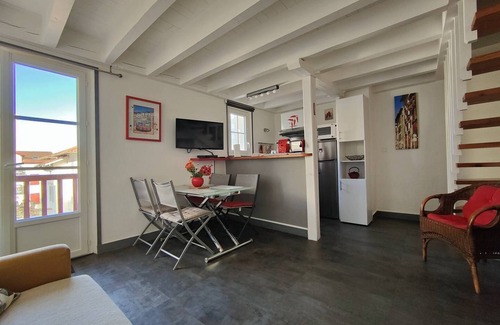 Saint-Jean-de-Luz City Center Apartment | St Jean de Luz, APPT Dupplex2 pers à 100 mètre de la plage