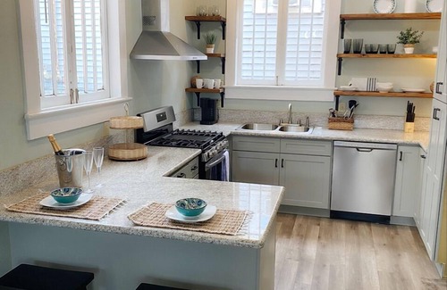 Bayou St. John House | St. John's Bungalow. Entire home, 2bed/2bath