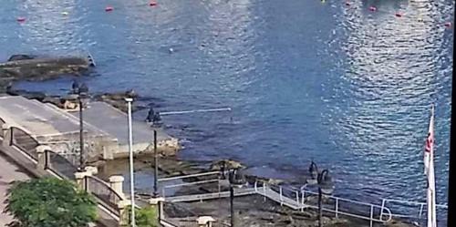 Il-Balluta Apartment | St Julians' Sea Front, Spectacular View, Apartment