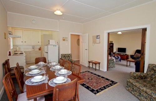 Raetihi House | St Marys Vicarage Retreat - Raetihi Holiday Home