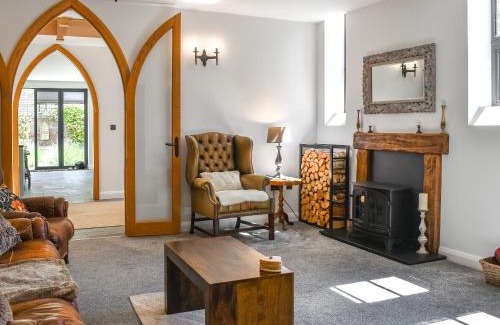 Minster House | St Mildred's Church