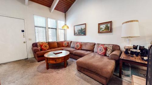 Mammoth Lakes Apartment | St, Moritz #34 Condo