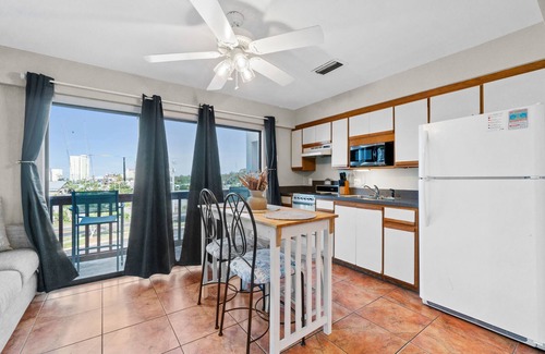 Gulf Lagoon Beach Condo | St Thomas Square By Panhandle Getaways