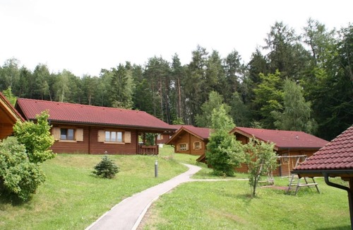 Stamsried Apartment | STA-12 - Log house with rustic charm & modern furnishings. - Nature experience village