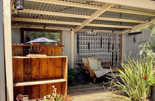 Lara Apartment | STABLE DOOR in Lara " You Yangs " 10 mins to the Spirit