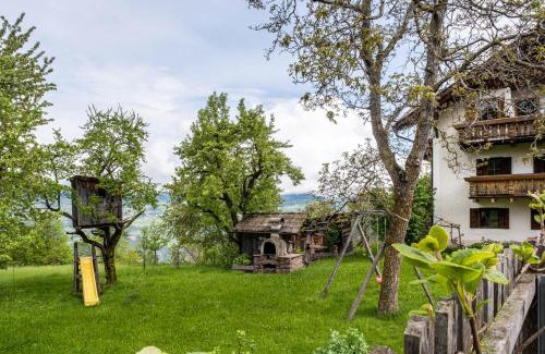 Cornedo All'isarco Apartment | Stablerhof Apt Löwenzahn