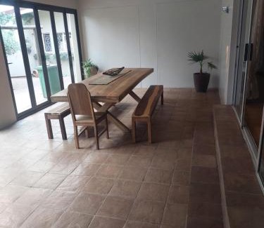 Kimberley House | StableWood Lodge