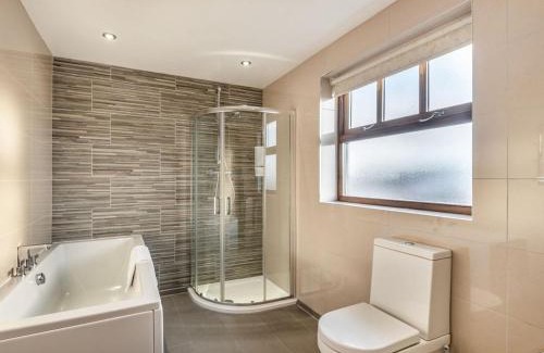 Holyhead House | Stack View Cottage