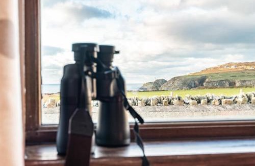 Holyhead House | Stack View Cottage