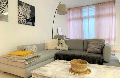 Wiener Neustadt Apartment | Stadtsuite mit Sauna in Wiener Neustadt 135 m2