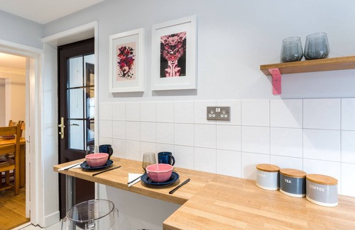 New Forest District Cottage | 'Stag' - Cozy & stylish railway cottage near the New Forest