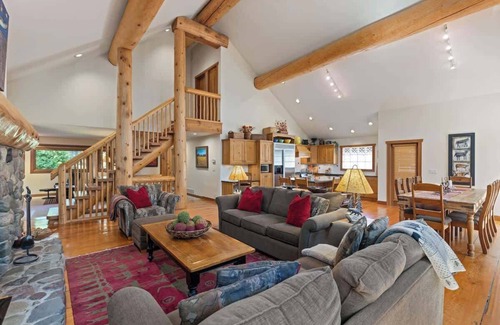 Nicklaus North House | Stand-alone home w/hot tub & BBQ deck