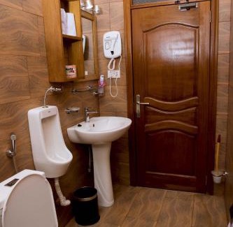 Gitarama Apartment | Standard Double Room