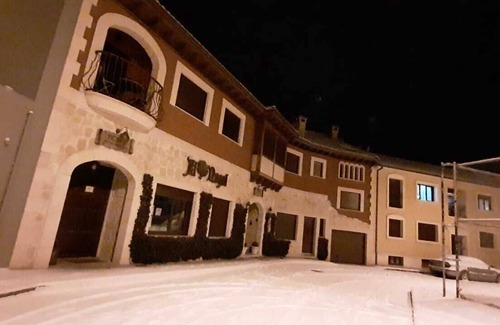 Madrona House | Standard Duplex Ensuite with Bath