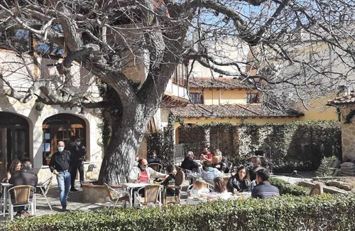 Madrona House | Standard Duplex Ensuite with Bath