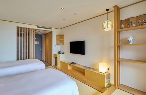 Oishi Hotel | Standard JapaneseWestern roomwith Mt Fuji view breakfast included/Minamitsuru-gun Yamanashi