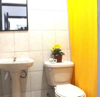 Santa Maria House | Standard Queen Room two beds