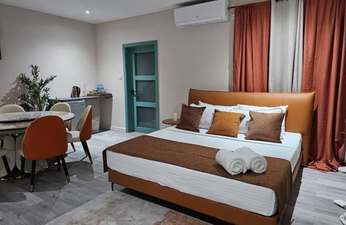 Piaye Apartment | Standard Room with AC in La Fargue