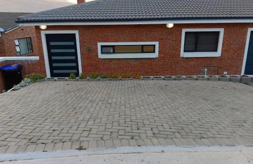 Aston Bay Apartment | Standard Suite - Savvy Spender at Rustic Dune 2