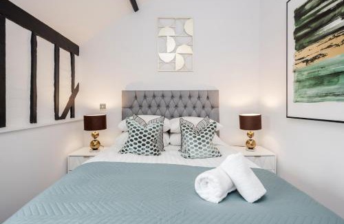 Bishop's Stortford House | Stansted Airport Luxury Apartment Bishops Stortford Millars One Loft 3