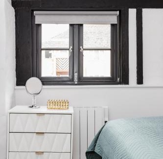 Bishop's Stortford House | Stansted Airport Luxury Apartment Bishops Stortford Millars One Loft 3