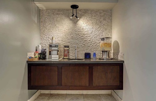 Uptown Apartment | Starbucks Staycation Marquee Uptown Galleria