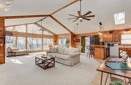 Tate House | Starcross Summit - Sunny spaces & gorgeous views!